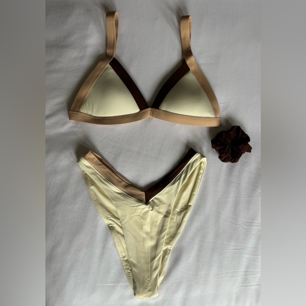 OneOne Swim Bikini Set- Kameron Top (L) / Jesse Bottom (L) in Macadamia NWOT